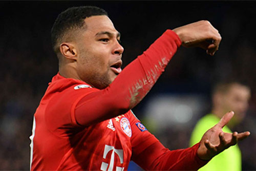 Grabry làm được điều chỉ Ronaldinho mới có thể thực hiện trước Chelsea