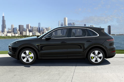 SUV mạnh 455 mã lực, siêu tiết kiệm xăng, giá hơn 2 tỷ đồng