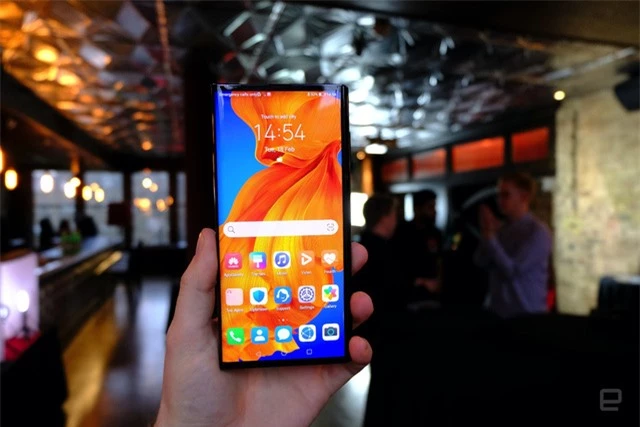 Huawei ra mắt smartphone màn hình gập Mate Xs giá 2.700 USD - Ảnh 7.