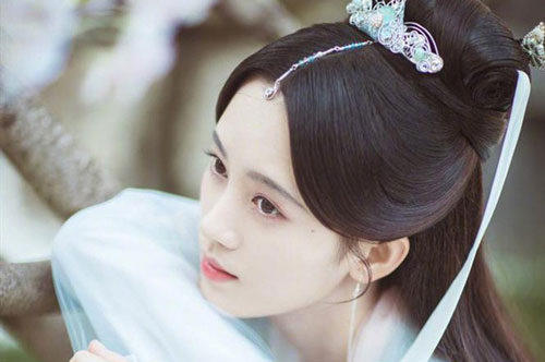 Top 10 diễn viên mặc trang phục cổ trang màu trắng như “thần tiền thoát tục” trên màn ảnh Hoa ngữ