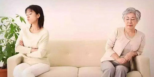 Mẹ chồng “vô tư” lấy đồ của con tôi mang về cho cháu ngoại