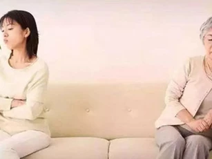 Mẹ chồng “vô tư” lấy đồ của con tôi mang về cho cháu ngoại