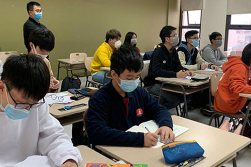 Phòng chống COVID-19: Giáo viên và nhà trường cần làm gì để phụ huynh yên tâm đưa con đi học?