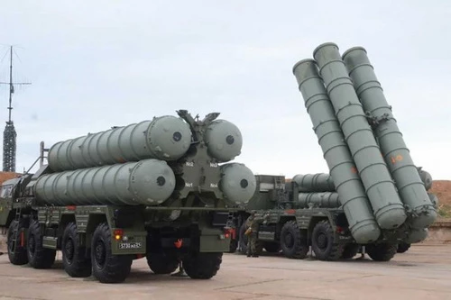 Belarus không có ý định mua sắm tổ hợp tên lửa phòng không tầm xa S-400 Triumf. Ảnh: Avia.pro.