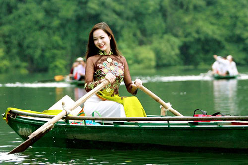 Sống càng thanh thản, đời càng nhẹ nhàng, chuyện duyên phận cứ để trời cao an bài