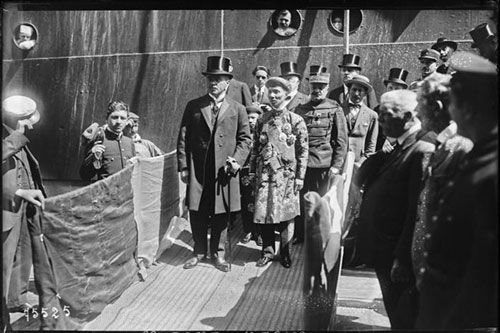 Vị vua tai tiếng nhất lịch sử, từng bị bố vợ gọi là 'đồ bất lực vô hậu'