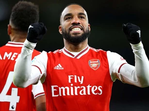 'Chốt hạ' tương lai của Lacazette tại Arsenal