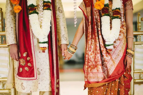 Chuẩn bị đến lễ đường làm đám cưới, chú rể đột ngột bỏ trốn cùng người yêu, cô dâu biết chuyện lập tức tái hôn ngay sau đó