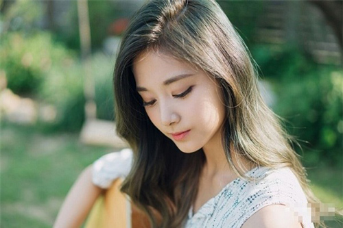 Phụ nữ tương lai sướng đủ đường hay cả đời 'nghèo rớt mồng tơi', chỉ cần nhìn vào duy nhất điểm này biết ngay