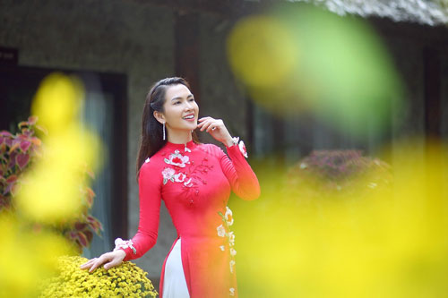 Anh Thư học cách cười nhiều hơn mỗi ngày