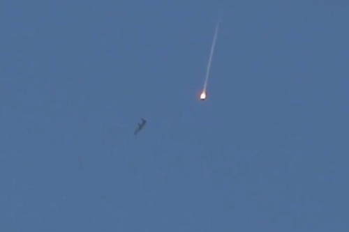 Su-34 Nga thoát hiểm trong gang tấc sau khi bị tên lửa Thổ Nhĩ Kỳ ngắm bắn