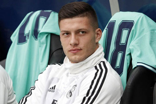 Những gương mặt nào lần đầu được 'hít thở' không khí El Clasico?