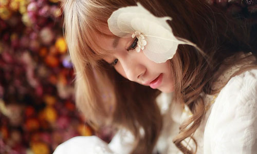 Phụ nữ sinh ra là những đóa hoa xinh đẹp, hãy tỏa hương vào 2 thời điểm dù tồi tệ này