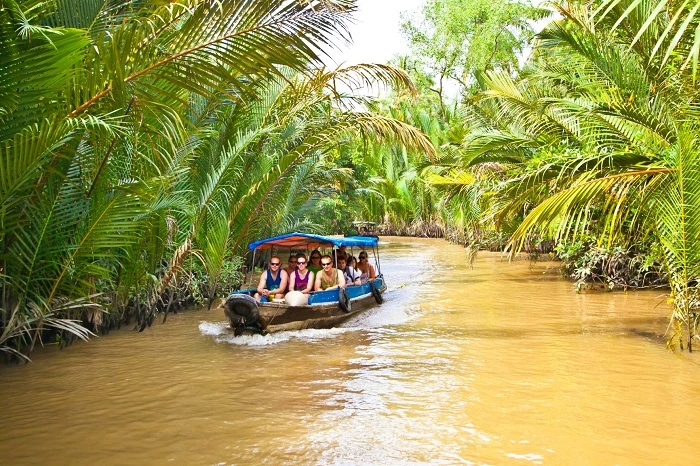 Vietravel giới thiệu bộ sản phẩm với chủ đề “Việt Nam dưới cánh chim bay” 