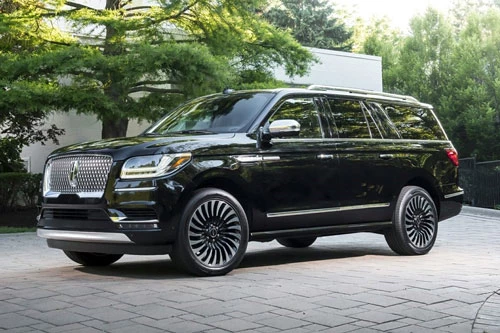 10. Lincoln Navigator 2020.