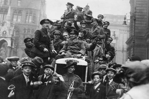 Những bức ảnh hiếm hoi về ngày đầu tiên sau khi Thế chiến thứ I kết thúc