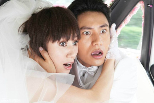 Câu nói vu vơ của con trai 3 tuổi hé lộ sự thật động trời trong đám cưới vợ cũ