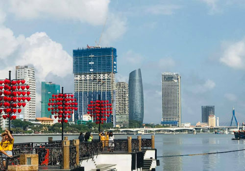 Khốc liệt doanh nghiệp bất động sản cạnh tranh để tồn tại