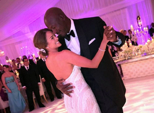 =5. Michael Jordan và Yvette Prieto (tổng kinh phí: 10 triệu USD, năm 2013). Ảnh: Popsugar.com.au.