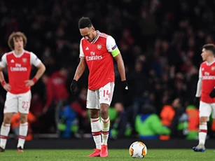 Aubameyang dằn vặt về pha bỏ lỡ 'thổi bay' Arsenal khỏi Europa League