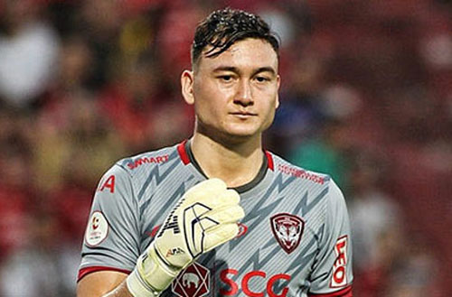 Văn Lâm có nguy cơ bị ‘thất sủng’ dài hạn ở Muangthong