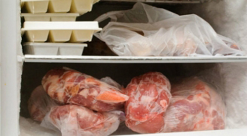 Sai lầm khi tích trữ thịt trong tủ lạnh gây hại cho cả nhà, 90% các bà nội trợ đều mắc phải