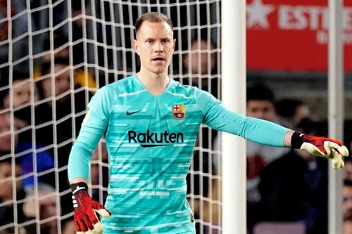 Thủ môn: Marc-Andre ter Stegen (Barcelona).