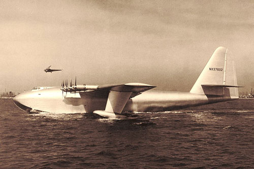 Chiếc máy bay gỗ chỉ cất cánh một lần rồi 'đắp chiếu'