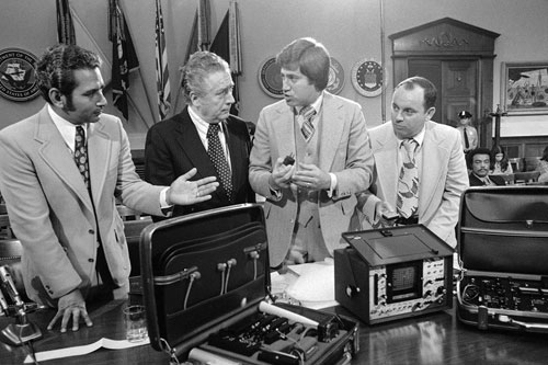 Lịch sử về nghe lén điện thoại tại Mỹ