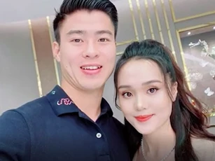 CLIP: Top 3 nàng WAGs xinh đẹp, tài giỏi nhất của đội tuyển Việt Nam