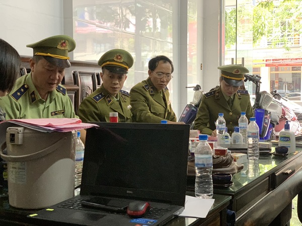 Xử phạt hơn 1,6 tỷ đồng các cơ sở sản xuất, kinh doanh thiết bị y tế 