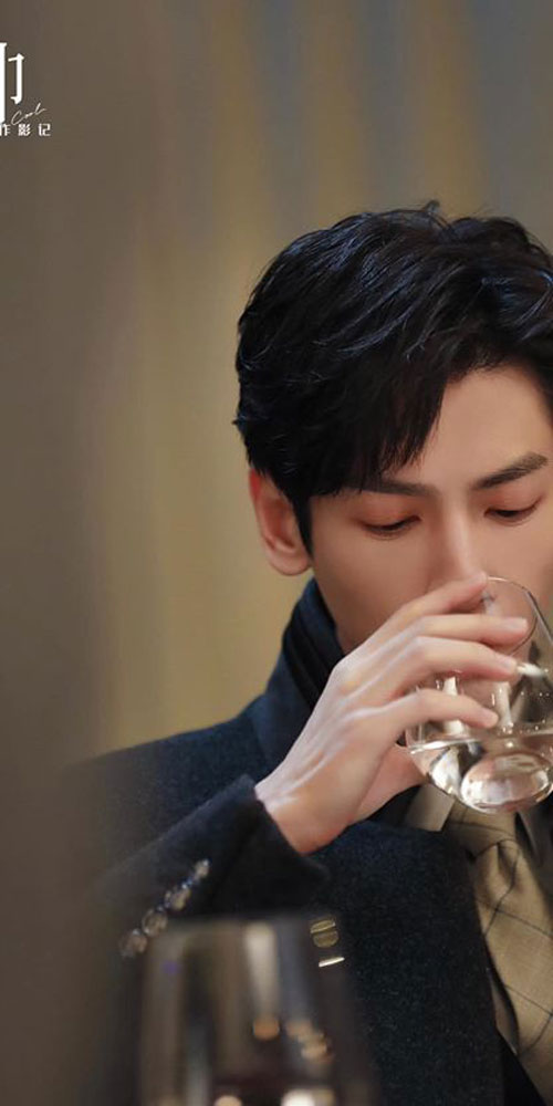 "Nửa là đường mật nửa là đau thương" chưa lên sóng nhưng tạo hình của La Vân Hi đã khiến fan "đứng ngồi không yên"