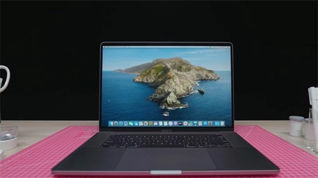 Apple bán MacBook Pro 16 inch tân trang với giá hời - Ảnh 2.