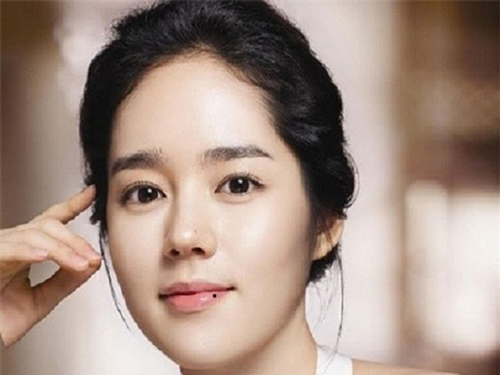 4 vị trí nốt ruồi trên mặt hút lộc vào nhà, gia chủ làm gì cũng thành công giàu có