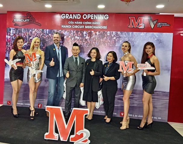 Khai trương Showroom Hanoi Circuit Merchandise tại Hà Nội