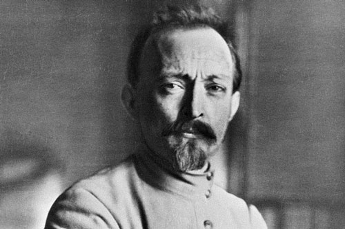 Felix Edmundovich Dzerjinski: Người khai nghiệp KGB