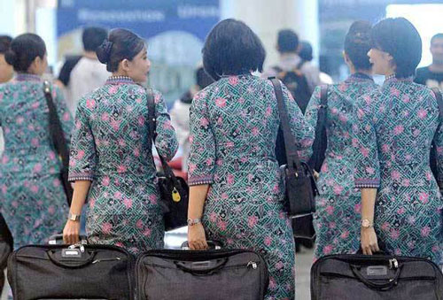 Nữ tiếp viên hàng không bị sa thải vì chuyện "không tưởng"