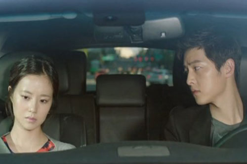 Chở bạn gái đi chơi, trên đường gặp một vụ tai nạn, tôi đã làm một việc khiến tình yêu của chúng tôi 'đứng bên bờ sụp đổ'