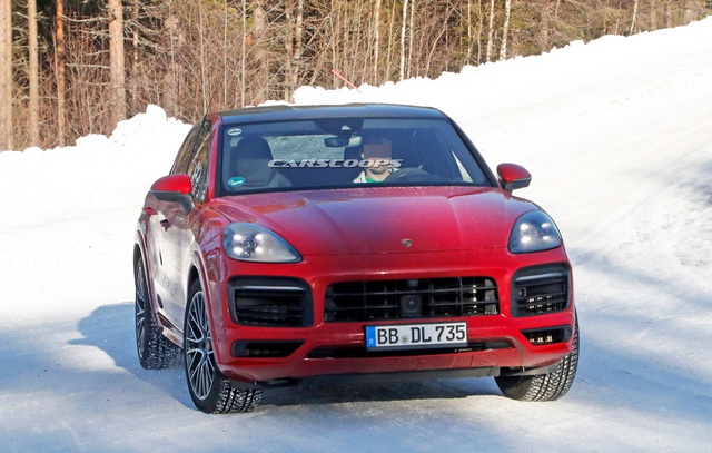 Porsche Cayenne Coupe GT mới sẽ chỉ kém Lamborghini Urus?