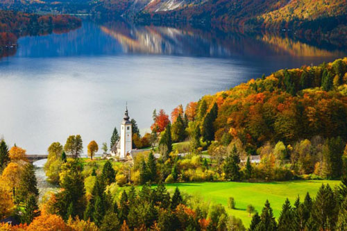 Những vùng đất đẹp như thiên đường ở châu Âu ít người biết tới