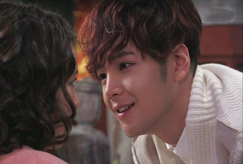 Biết rõ người yêu có tính trăng hoa, nhưng tôi vẫn bị hấp dẫn