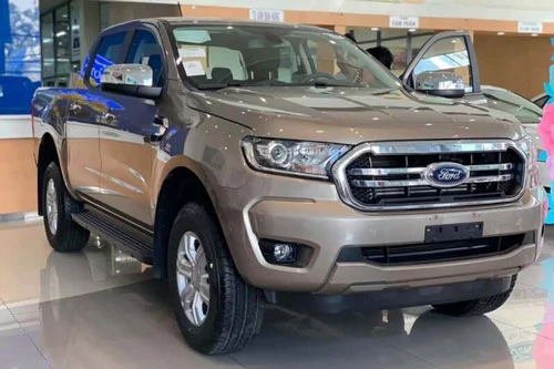 Ford Ranger XLT 2.2L 4x4. Ảnh: Ford Quảng Ninh.