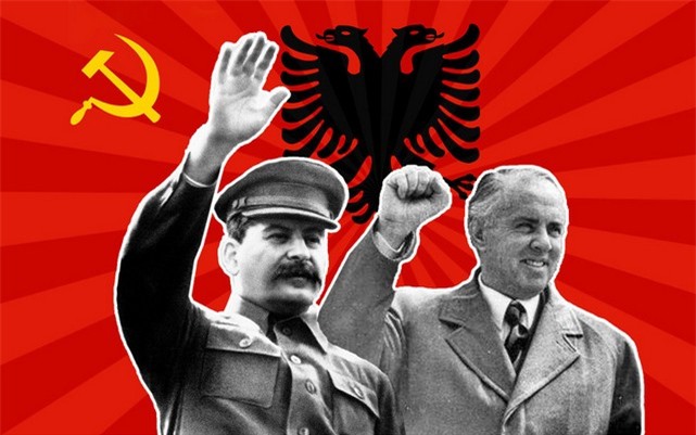 Mối quan hệ Albania - Liên Xô
Mối quan hệ lịch sử giữa Albania và Liên Xô luôn là chủ đề đặc biệt và thú vị. Từ khi Albania trở thành quốc gia độc lập trong thập niên 1920, đến thời điểm đương đại, Albania luôn có những liên kết chặt chẽ với Liên Xô - một trong những đối tác quan trọng của đất nước Balkan này. Cùng nhau khám phá những khoảng khắc lịch sử đặc biệt giữa Albania và Liên Xô.