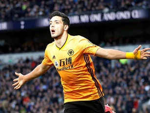 Kết quả Tottenham 2-3 Wolves: Spurs lỡ cơ hội áp sát Chelsea