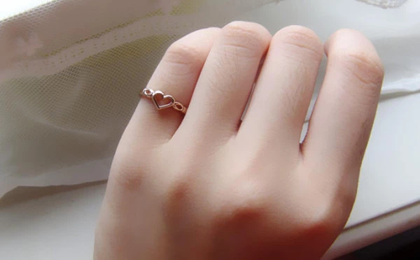 Đeo nhẫn giúp thay đổi vận mệnh Đeo nhẫn giúp thay đổi vận mệnh