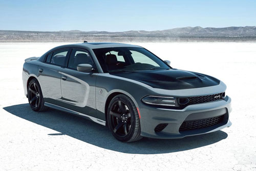 1. Dodge Charger (doanh số: 108.857 chiếc).