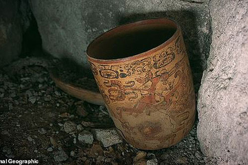 Phát hiện hài cốt 1.500 năm của nữ hoàng Maya cổ đại