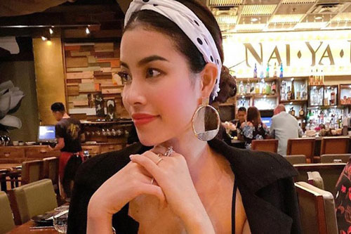 Phạm Hương 'để lộ' những chi tiết chứng minh cuộc sống xa hoa ở Mỹ