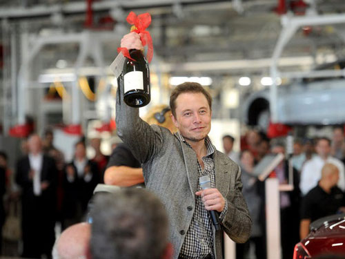 Tỷ phú Elon Musk bỏ ăn sáng, làm 100 giờ mỗi tuần