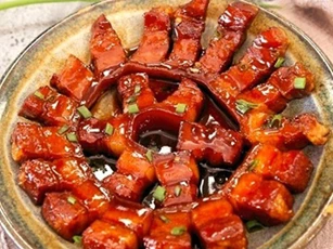 Thịt kho tàu làm theo cách này thịt sẽ mềm, ngậy mà không hề ngán